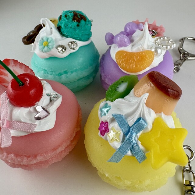 マカロンチャーム