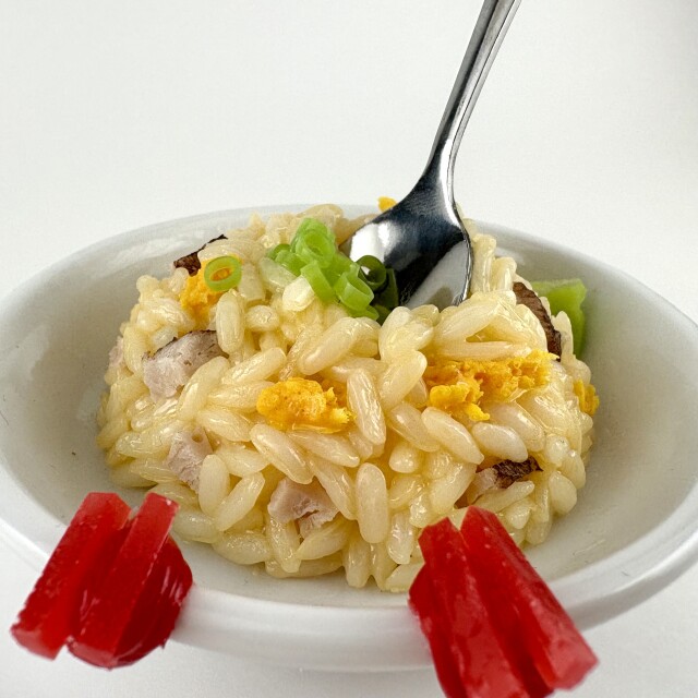 ミニチャーハンスマホスタンド